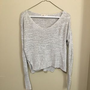 Trendy Hollister cropped thin knitted sweater.